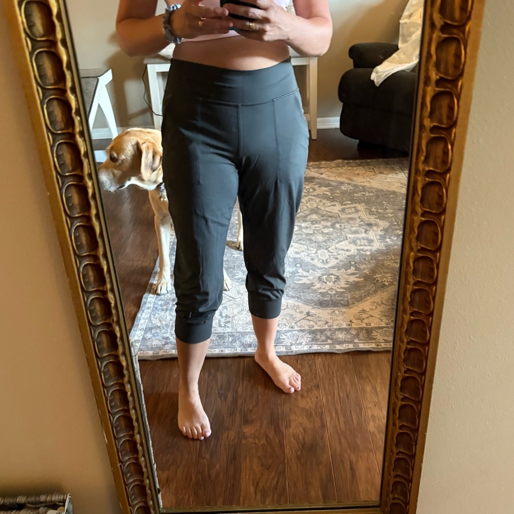 Lululemon Dark Gray Cropped Joggers